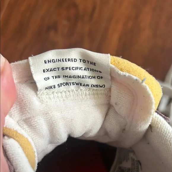 Nike Waffle Debut Vintage Sneakers - Picture 4 of 7